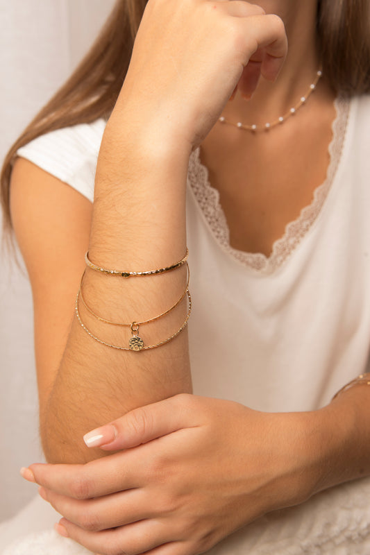 bracelet jonc froissé en plaqué or