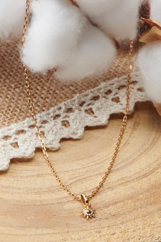 collier pendentif soleil
