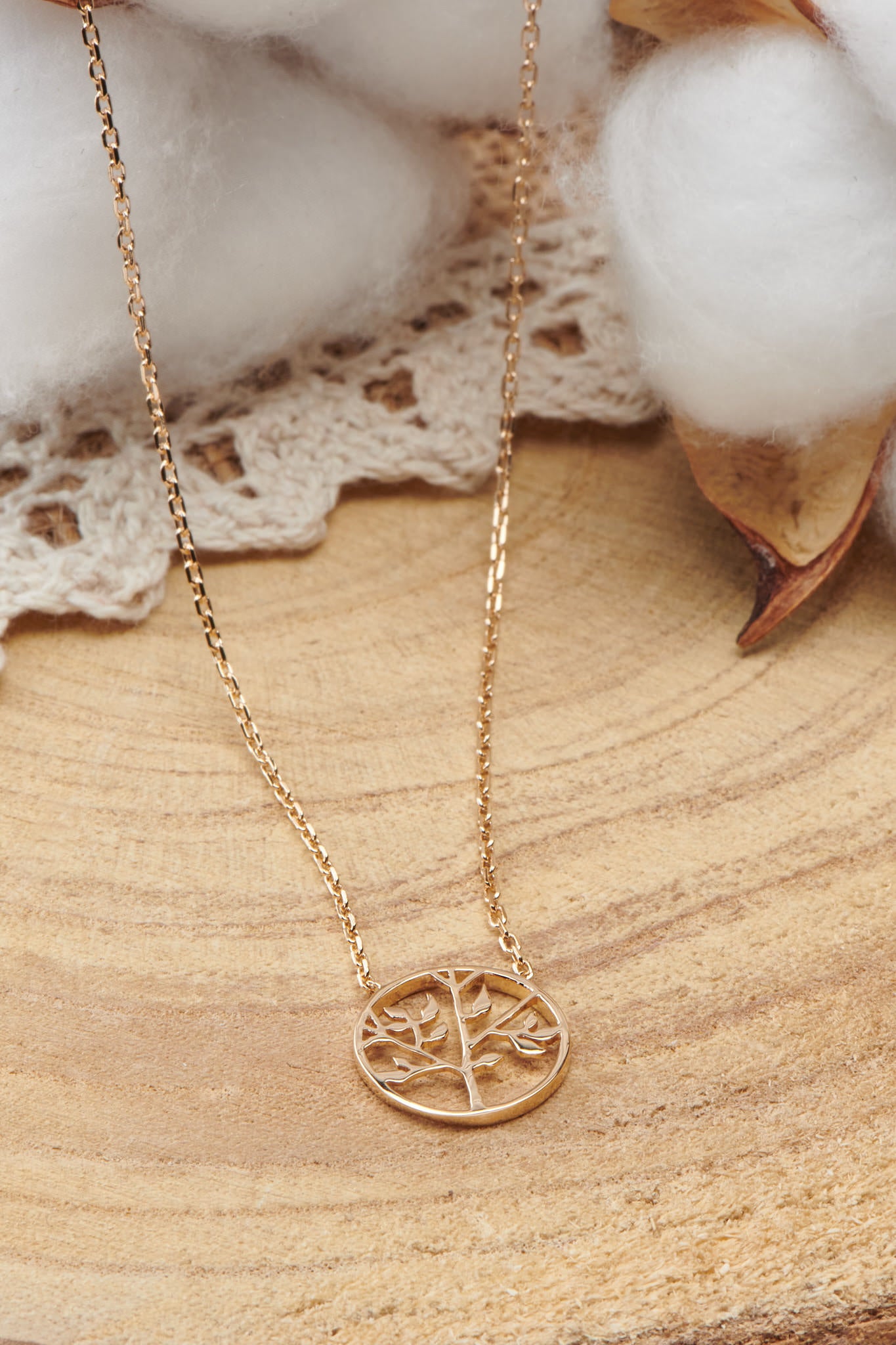 collier plaqué or arbre de vie