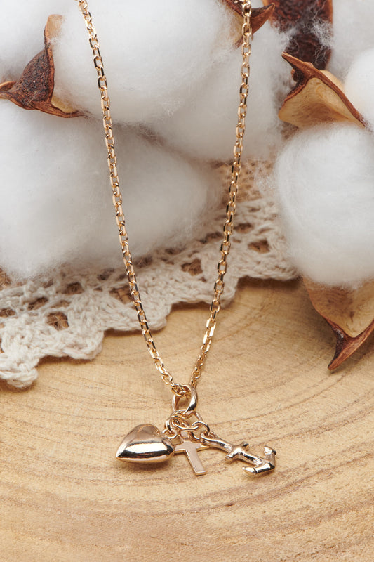 Collier en plaqué or pendentif coeur, croix, ancre marine
