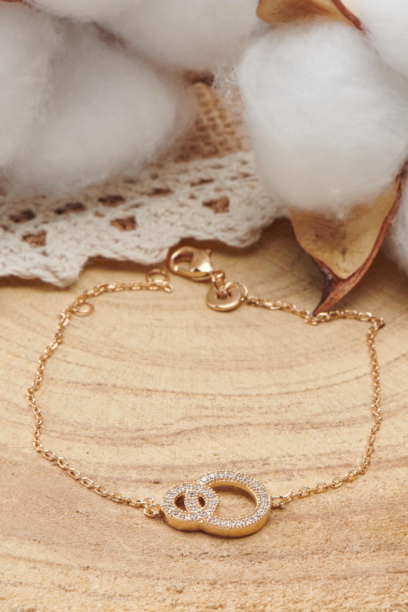 bracelet en plaqué or motif rond