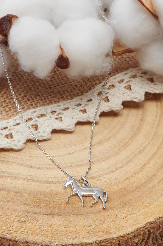 Collier Ezra