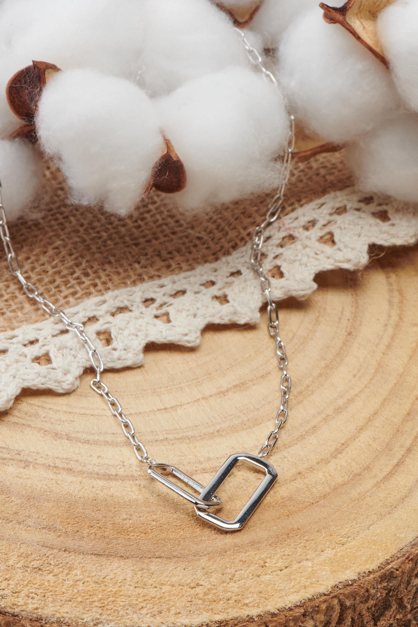 collier argent rectangulaire