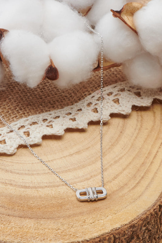 Collier Ines